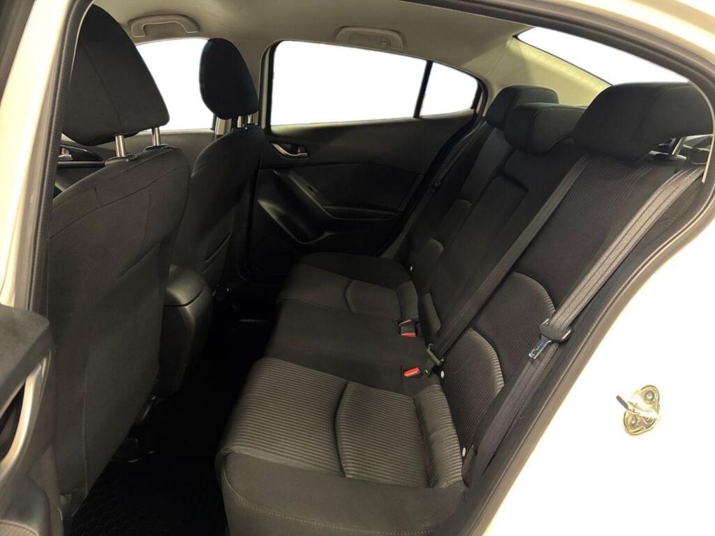 Mazda 3 2014 Valkoinen