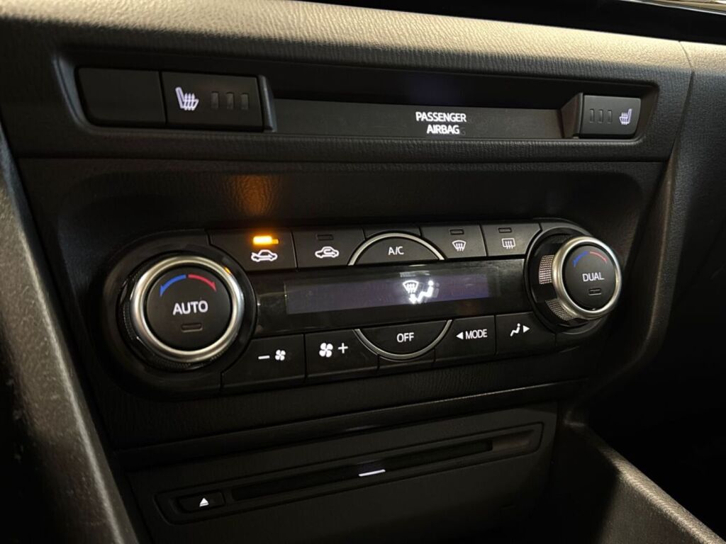 Mazda 3 2014 Valkoinen