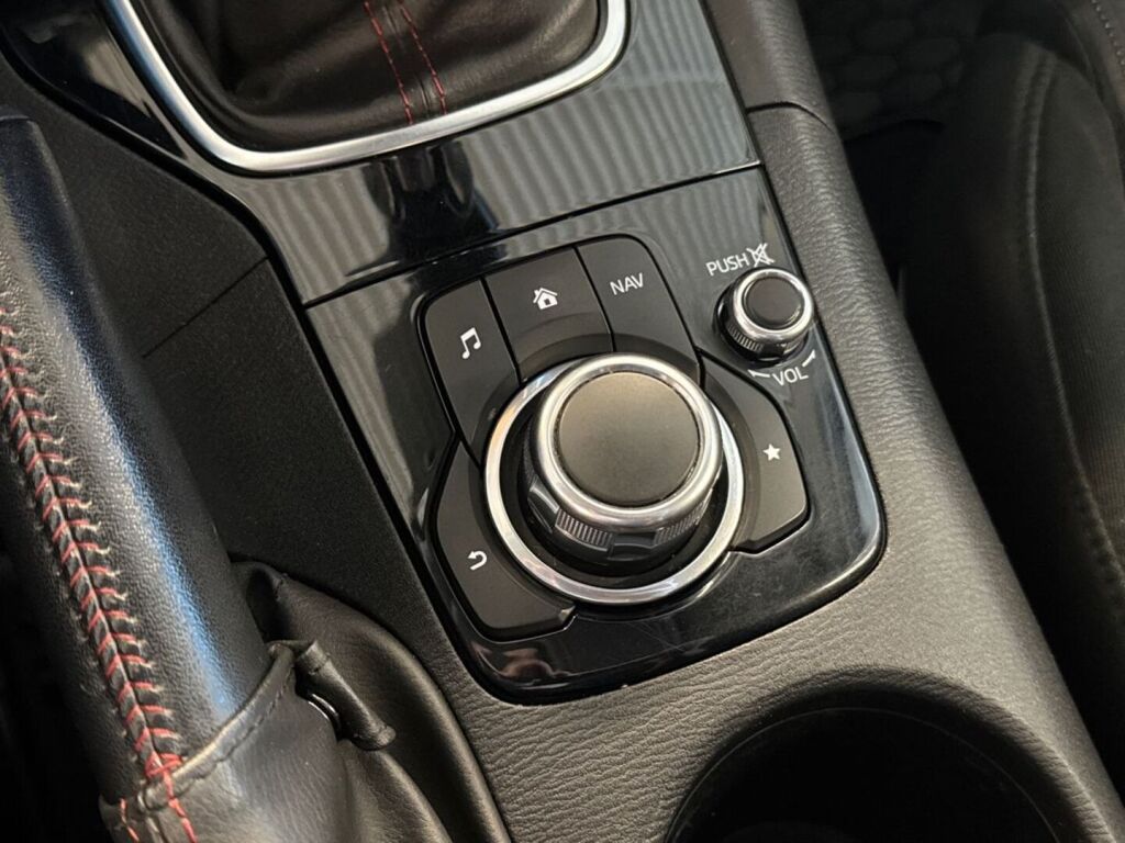 Mazda 3 2014 Valkoinen