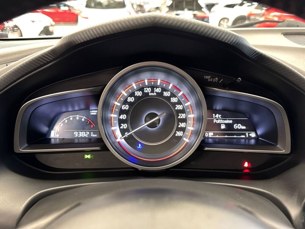 Mazda 3 2014 Valkoinen