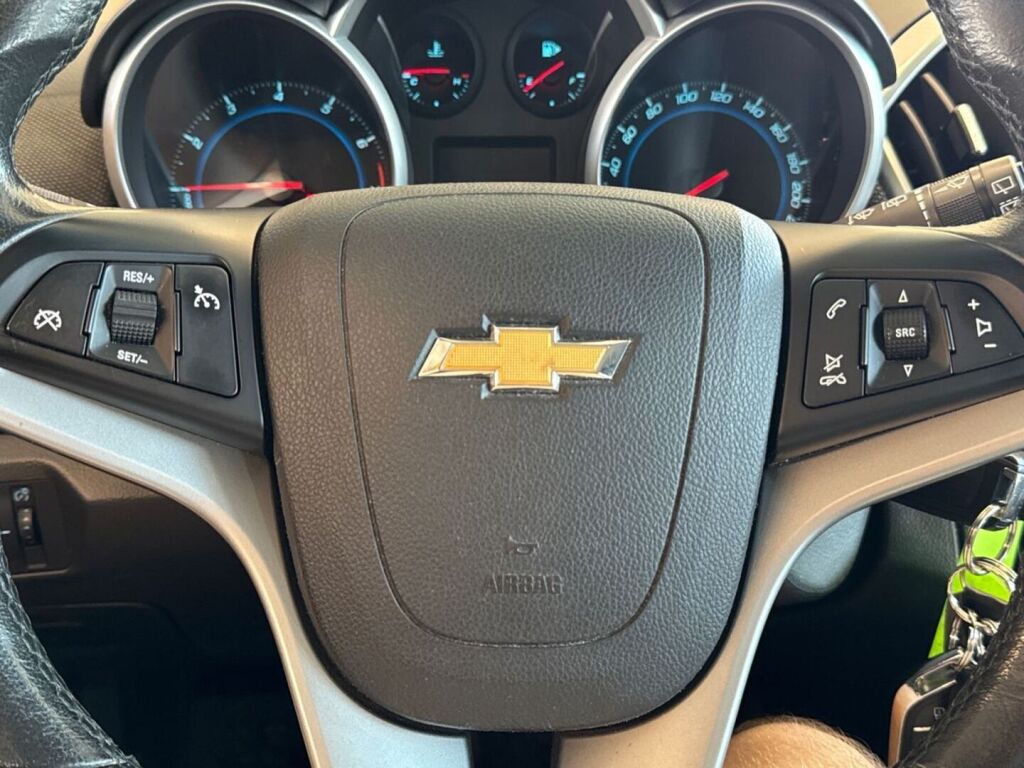 Chevrolet Cruze 2013 Musta