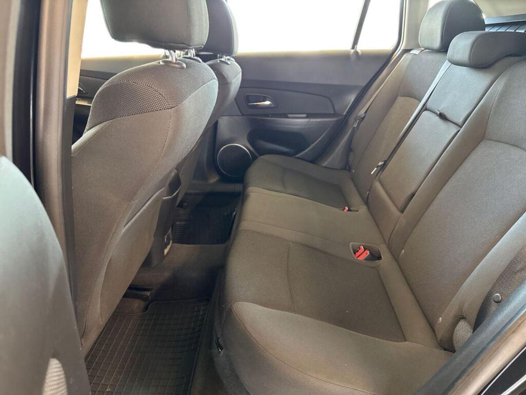 Chevrolet Cruze 2013 Musta