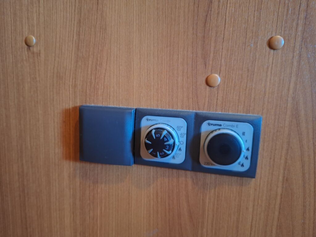 Carado T 345 2013 Valkoinen