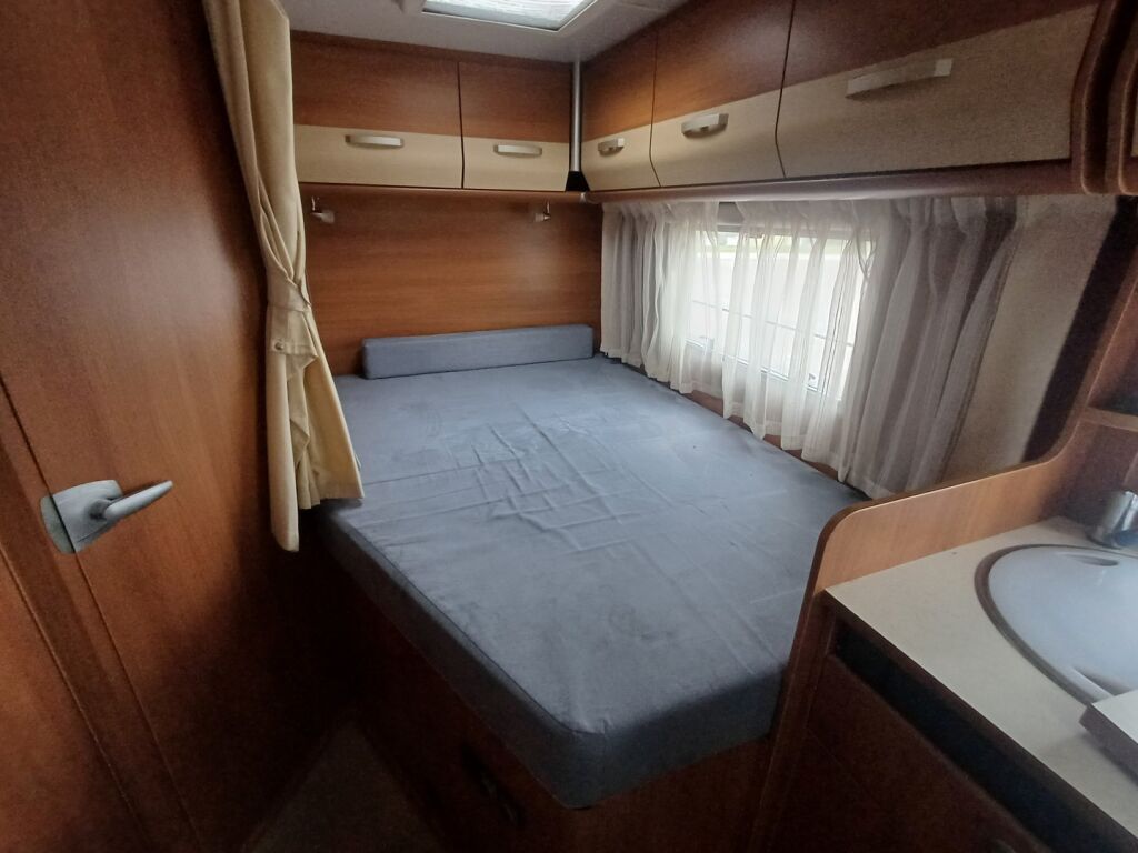 Carado T 345 2013 Valkoinen