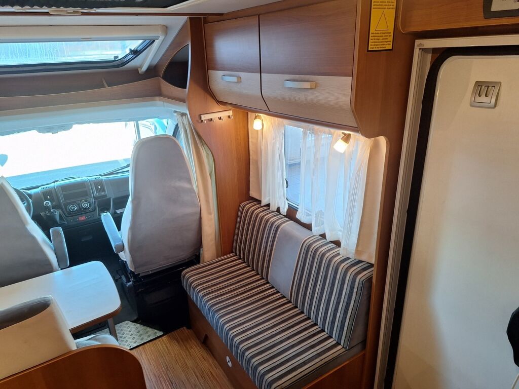 Carado T 345 2013 Valkoinen