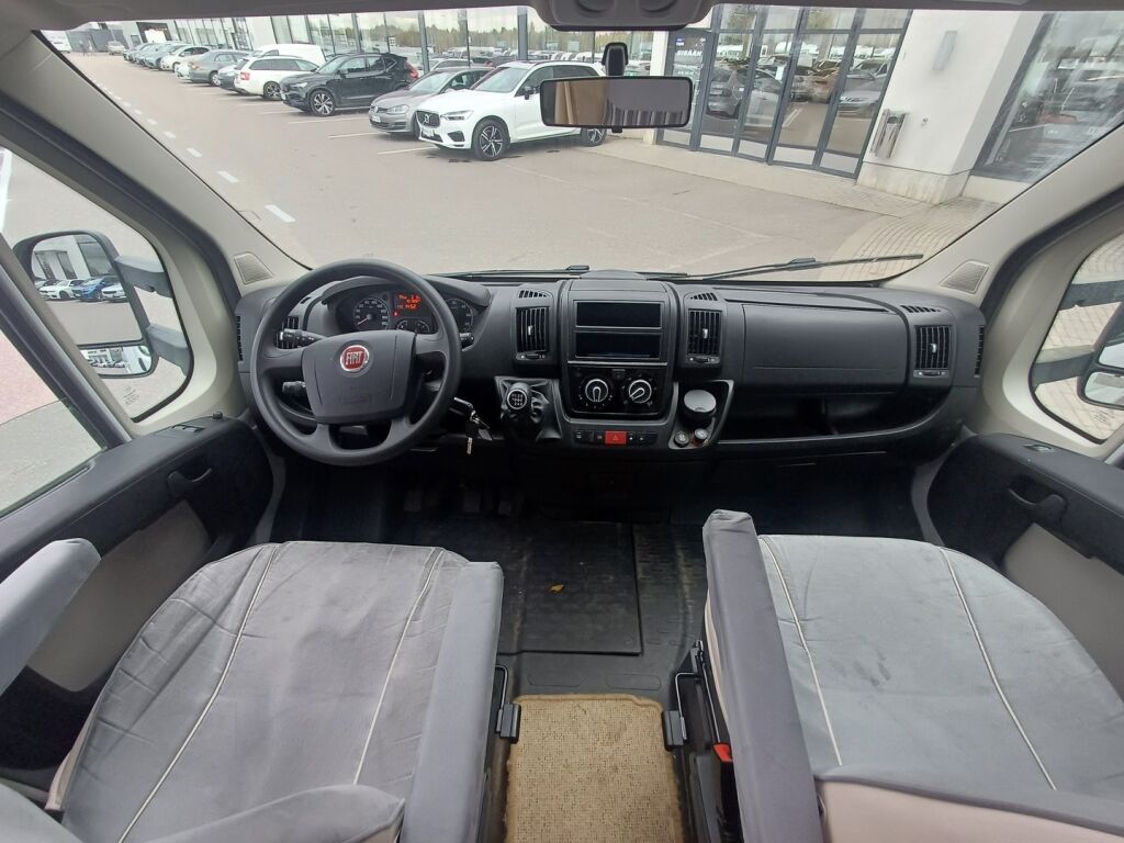 Carado T 345 2013 Valkoinen