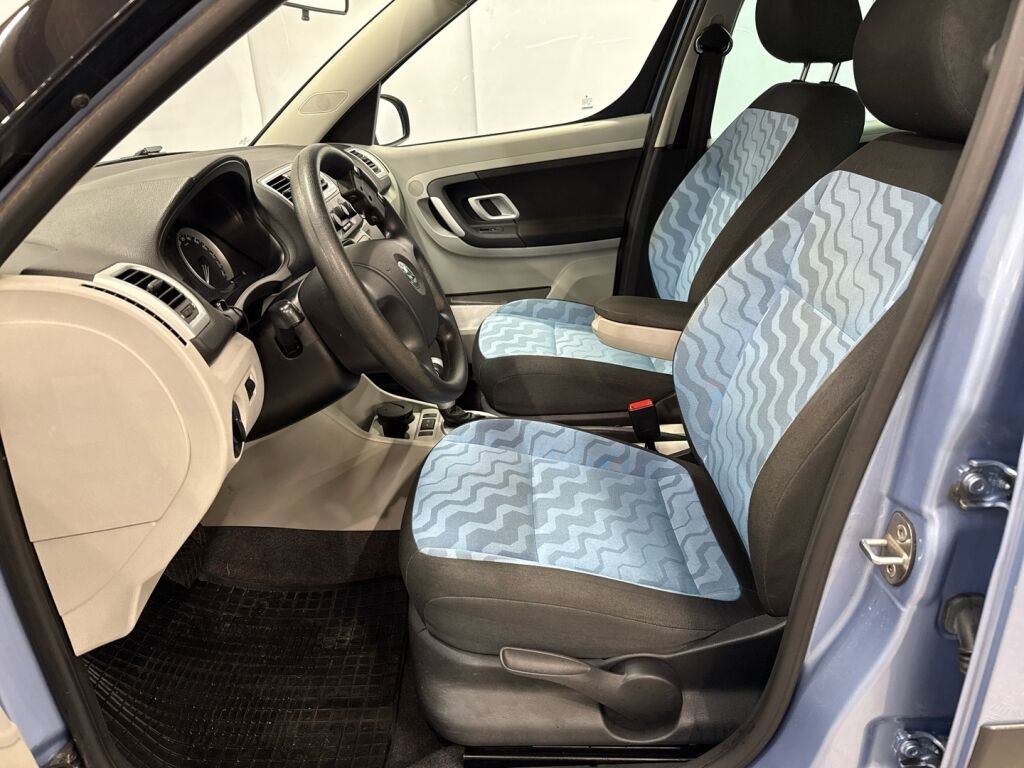 Skoda Roomster 2007 Sininen