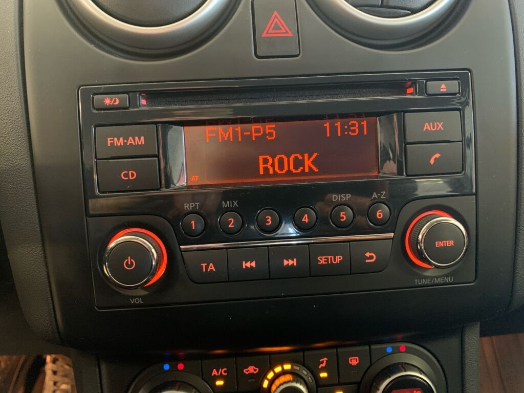 Nissan Qashqai 2013 Punainen