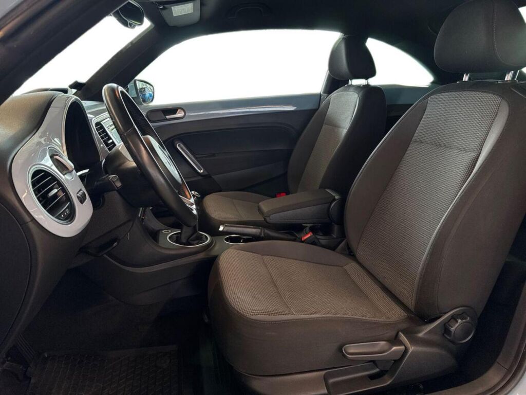 Volkswagen Beetle 2012 Sininen