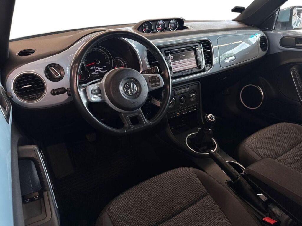 Volkswagen Beetle 2012 Sininen