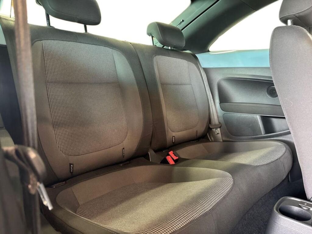Volkswagen Beetle 2012 Sininen