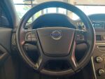 Volvo V70 2012 Musta