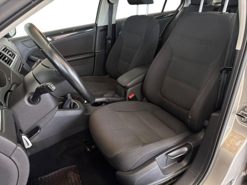 Volkswagen Jetta 2013 Hopea