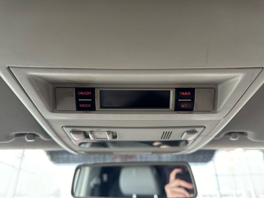 Volkswagen Transporter 2012 Valkoinen