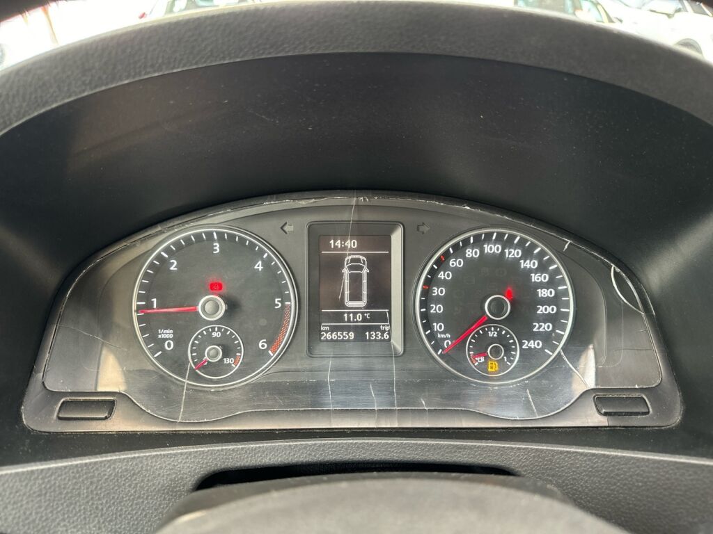 Volkswagen Transporter 2012 Valkoinen