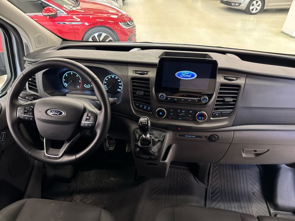 Ford Transit Custom 2022 9