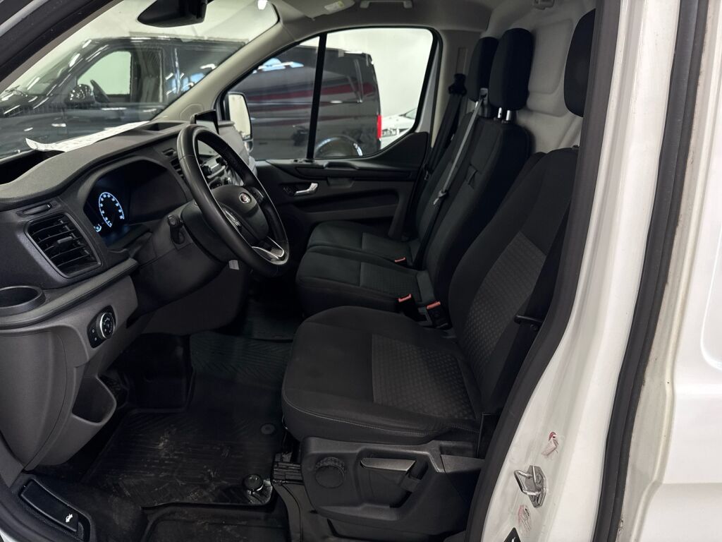 Ford Transit Custom 2022 9