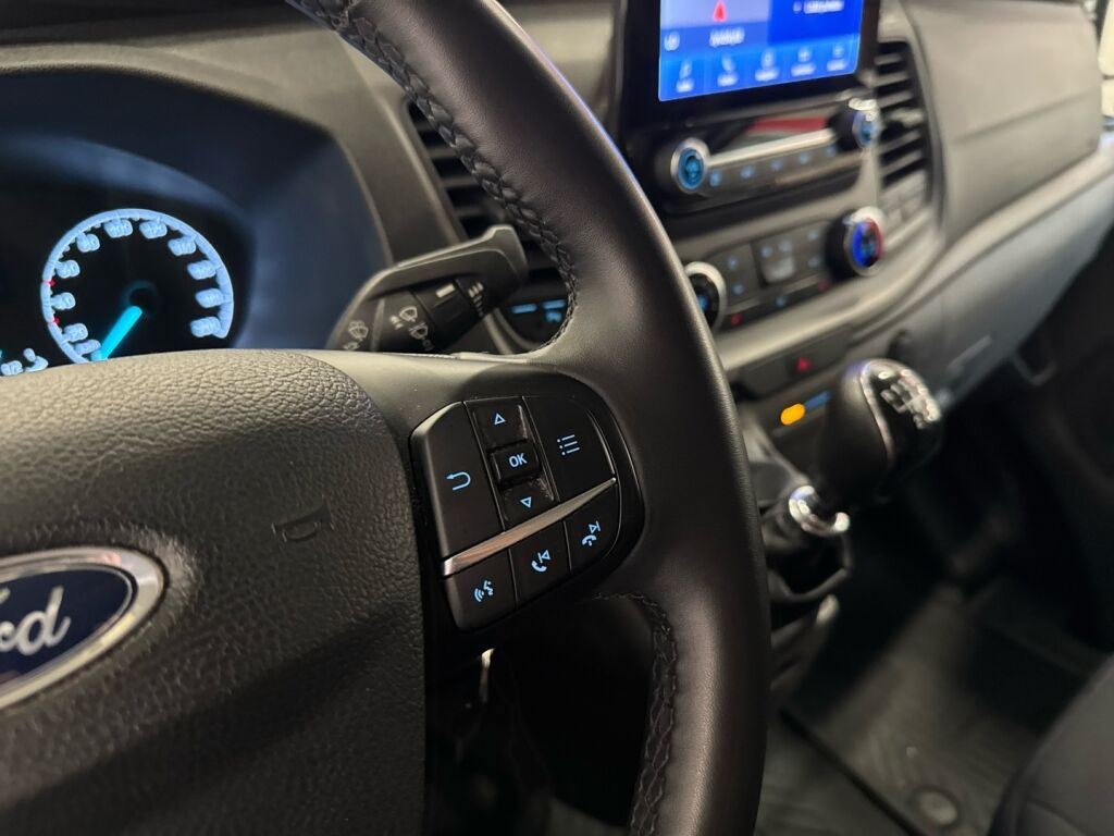 Ford Transit Custom 2022 9