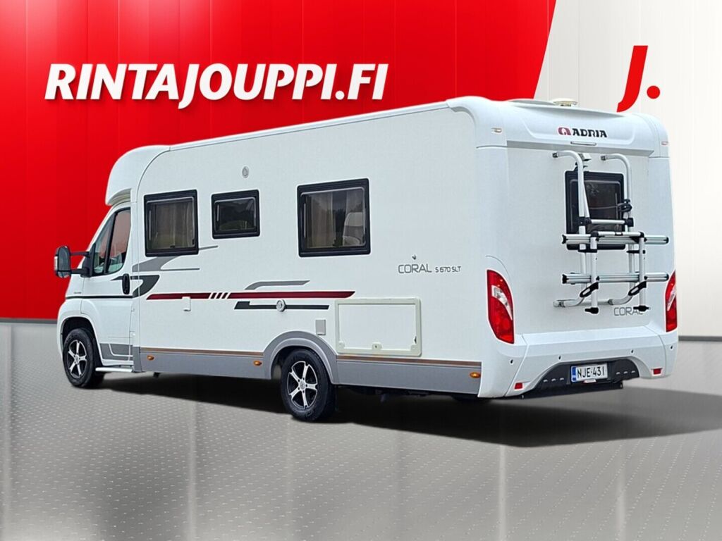 Adria Coral Plus S 670 SLT 2013 Valkoinen