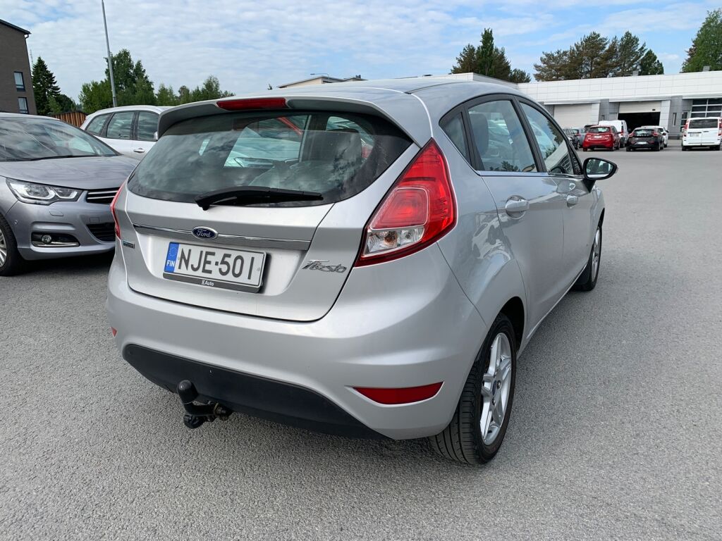 Ford Fiesta 2013 Harmaa