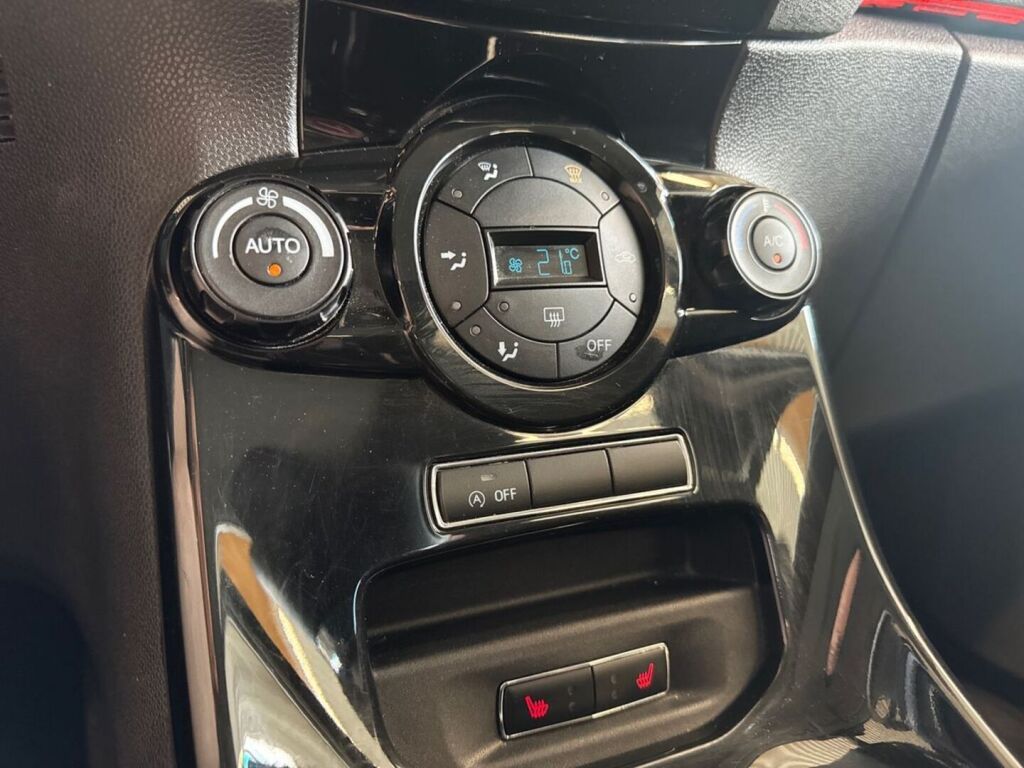 Ford Fiesta 2013 Harmaa