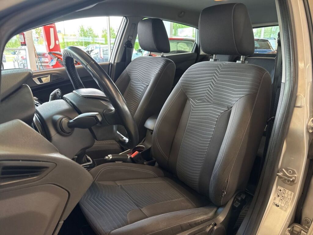 Ford Fiesta 2013 Harmaa