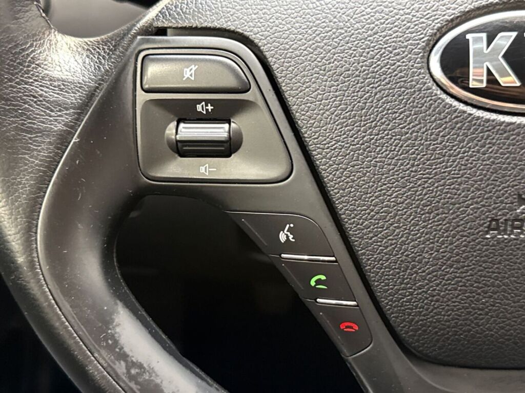 Kia Ceed 2013 Hopea