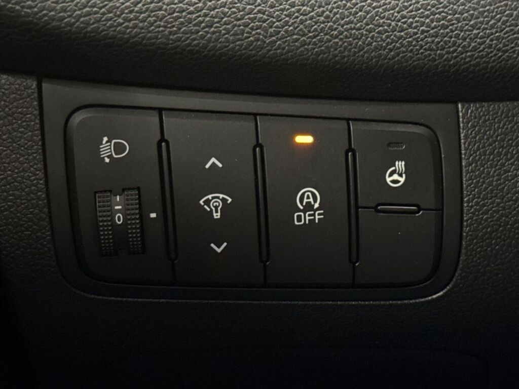 Kia Ceed 2013 Hopea
