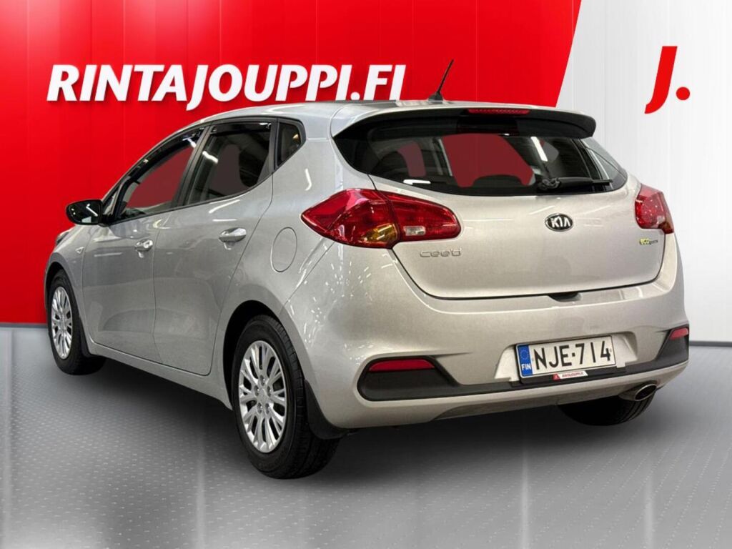 Kia Ceed 2013 Hopea
