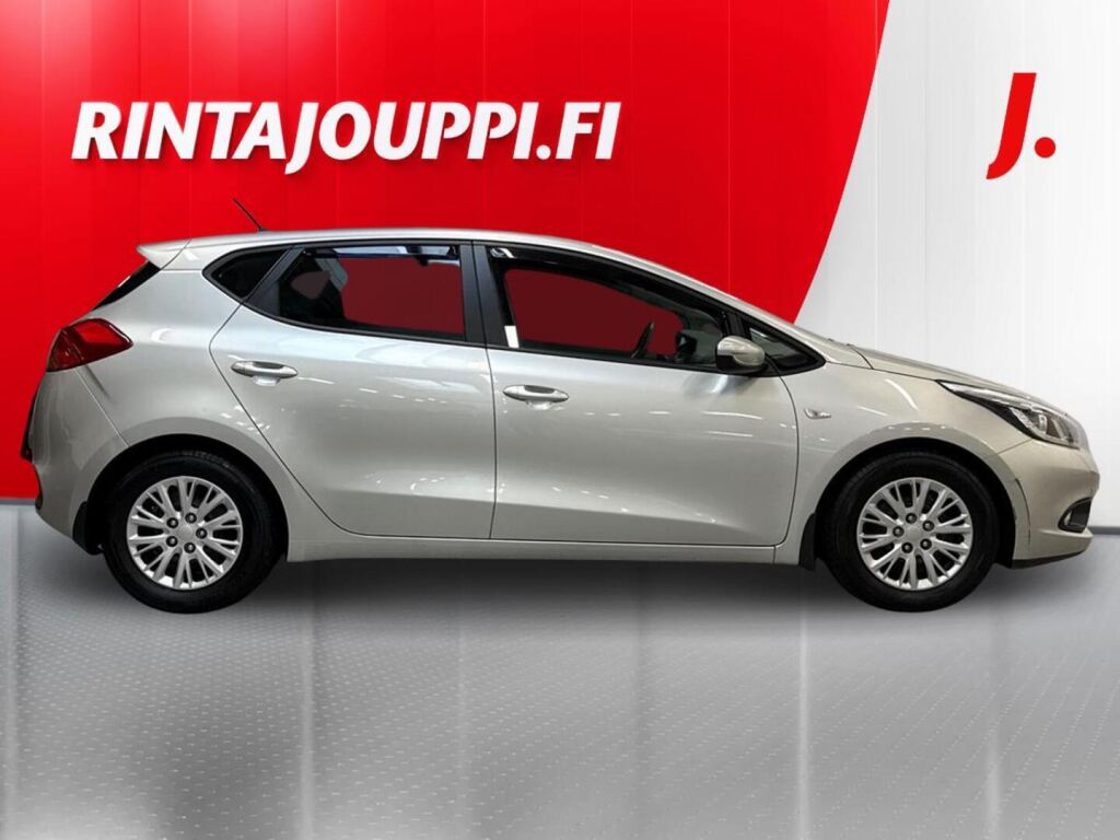 Kia Ceed 2013 Hopea