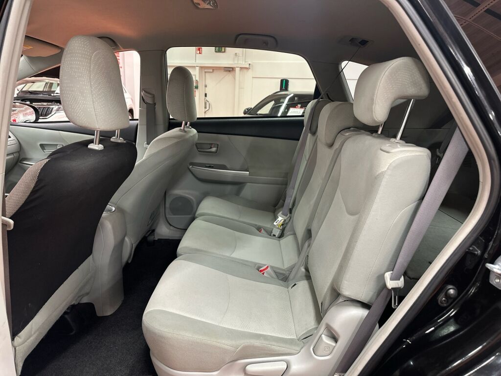 Toyota Prius+ 2013 Musta