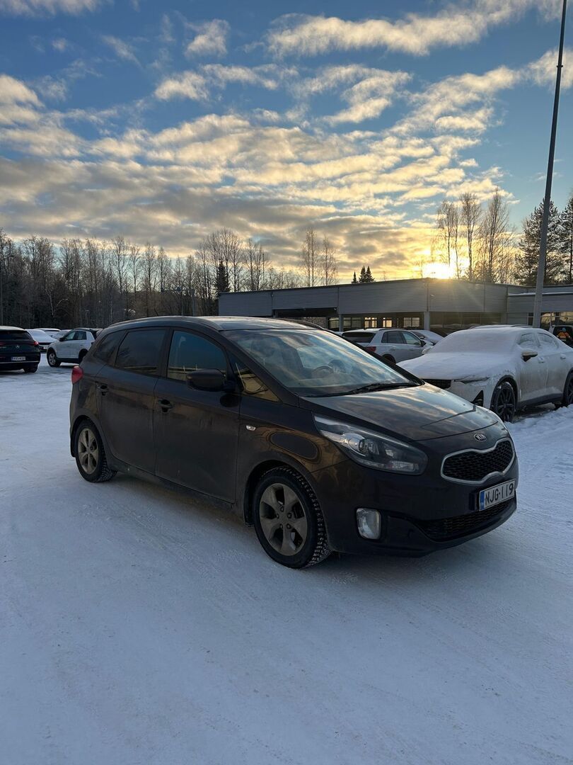 Kia Carens
