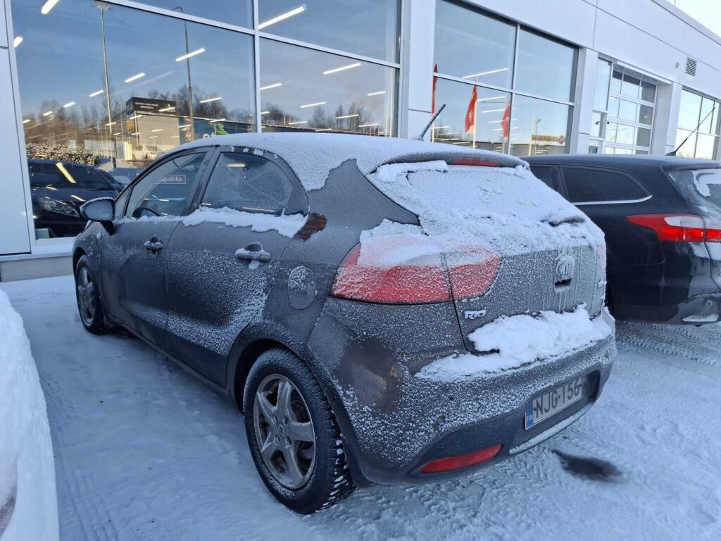 Kia Rio 2013 Ruskea (beige)