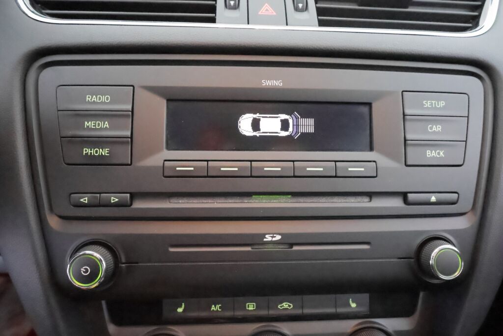 Skoda Octavia 2013 Hopea