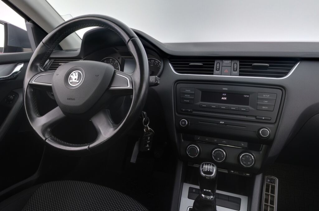 Skoda Octavia 2013 Hopea
