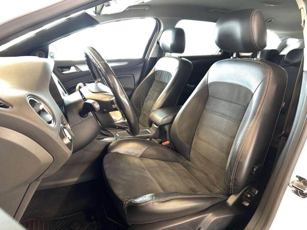 Ford Mondeo 2013 Valkoinen