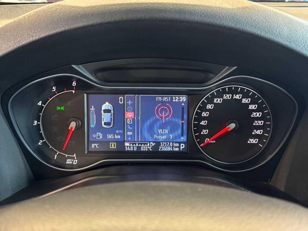 Ford Mondeo 2013 Valkoinen