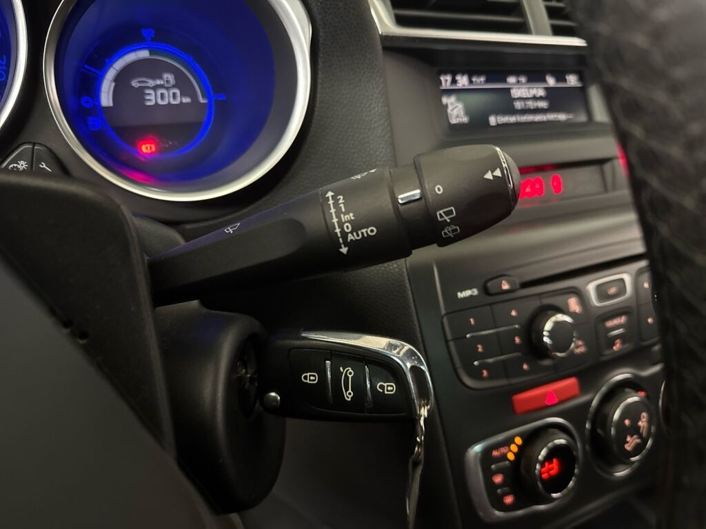 Citroen DS4 2014 Musta