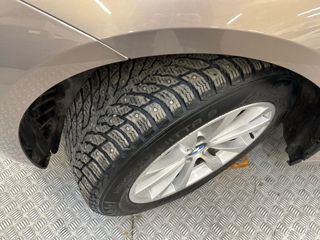 BMW 320 Gran Turismo 2013 Met.Ruskea