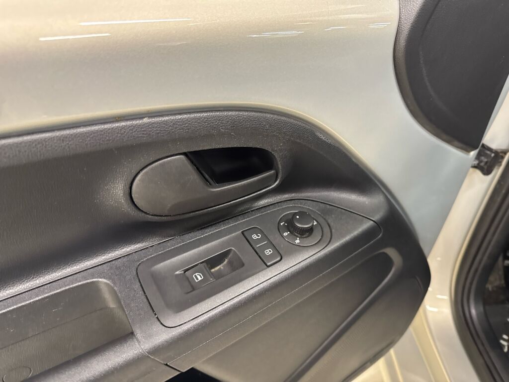 Skoda Citigo 2015 Ruskea (beige)