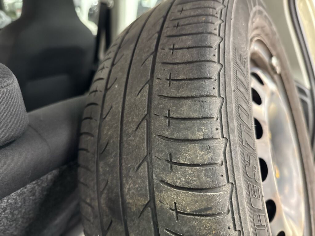 Skoda Citigo 2015 Ruskea (beige)