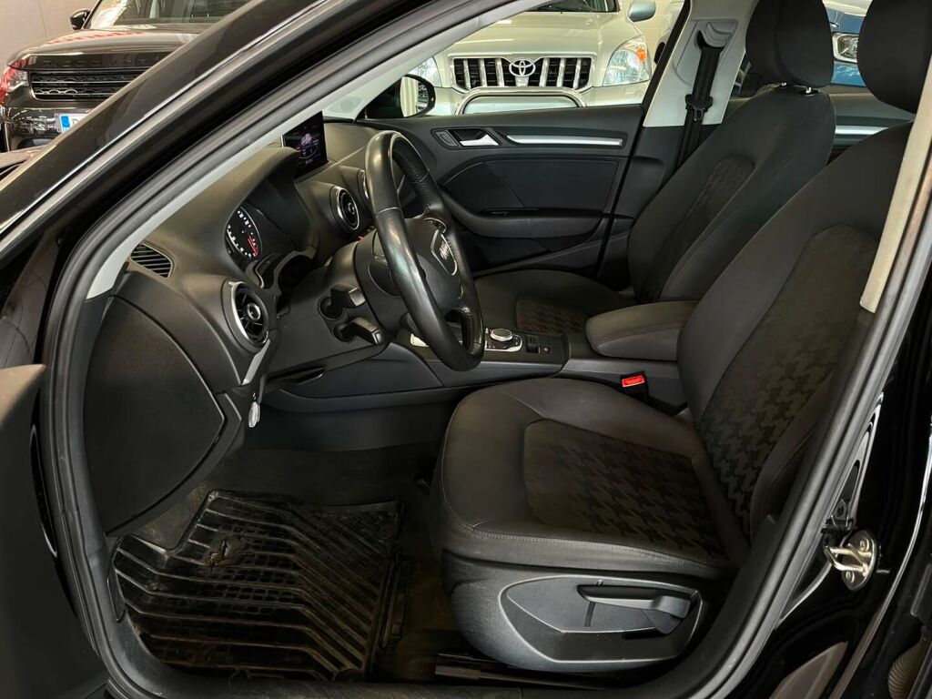 Audi A3 2013 Musta