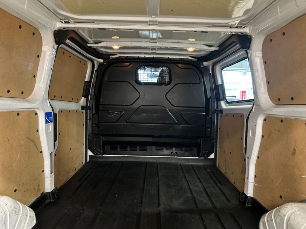Ford Transit Custom 2014 Valkoinen