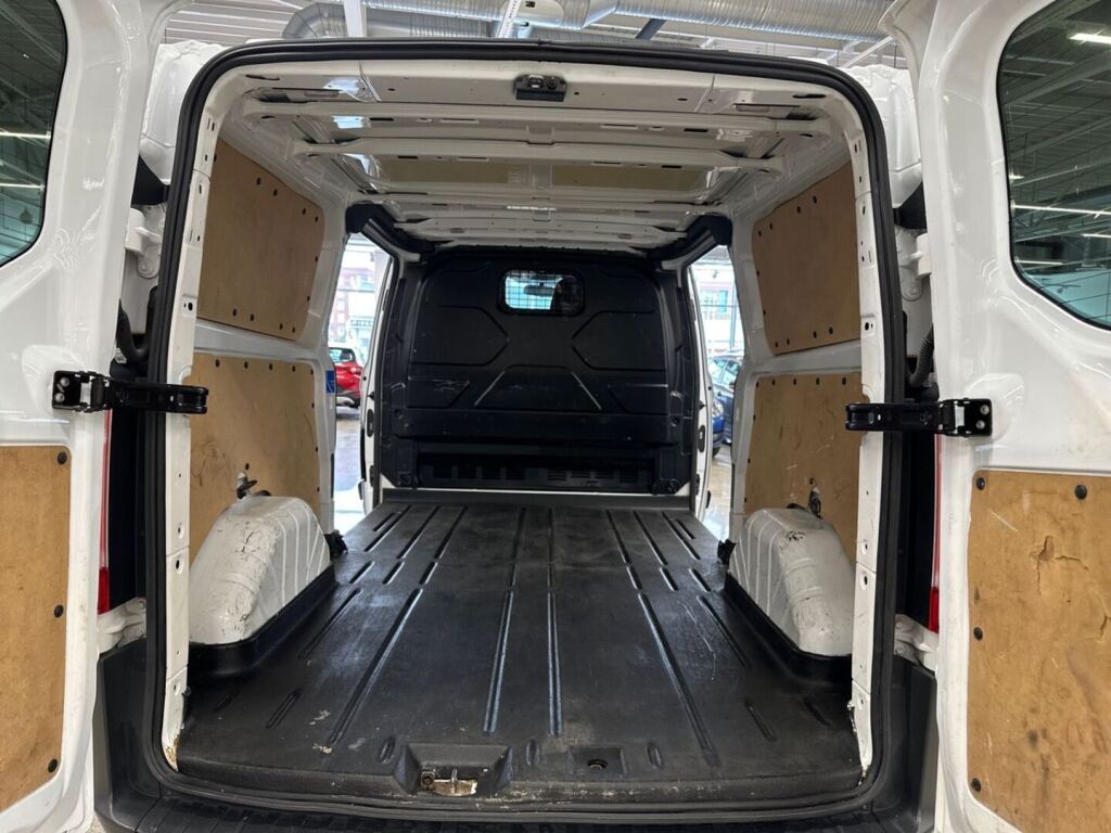 Ford Transit Custom 2014 Valkoinen
