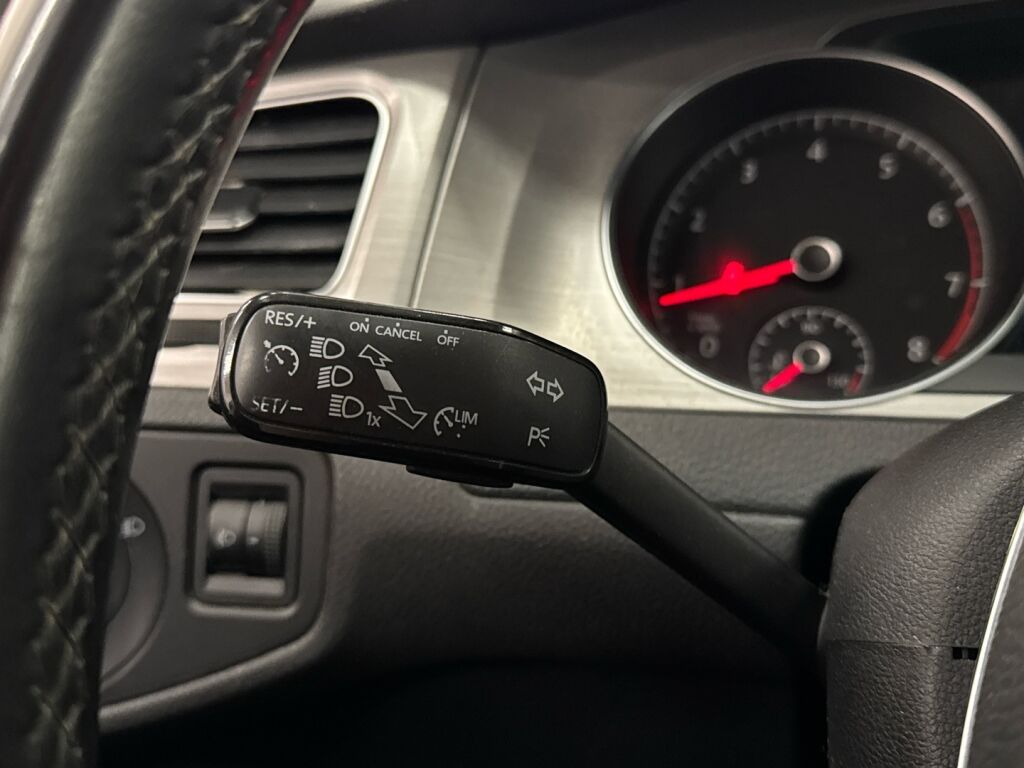 Volkswagen Golf 2014 Harmaa