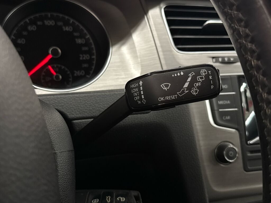 Volkswagen Golf 2014 Harmaa