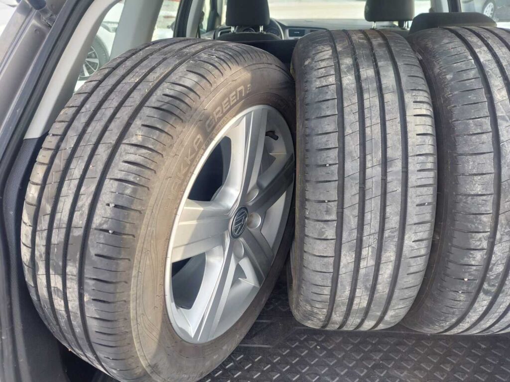 Volkswagen Golf 2014 Harmaa