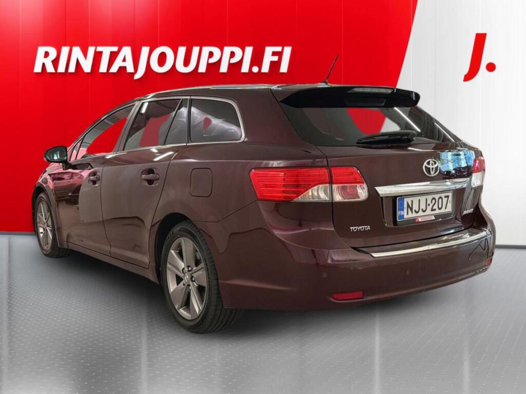 Toyota Avensis 2015, photo 3/32