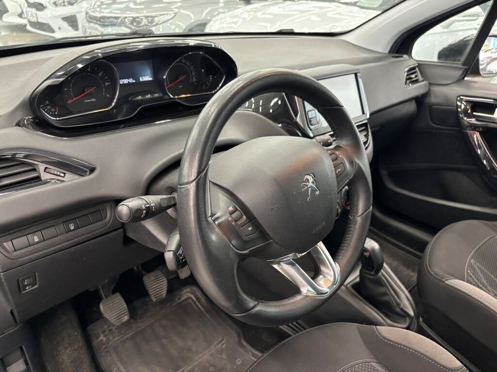 Peugeot 208 2014 Sininen