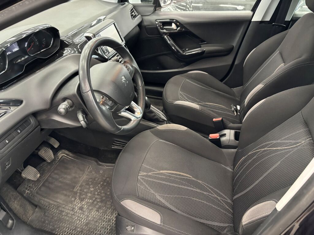 Peugeot 208 2014 Sininen